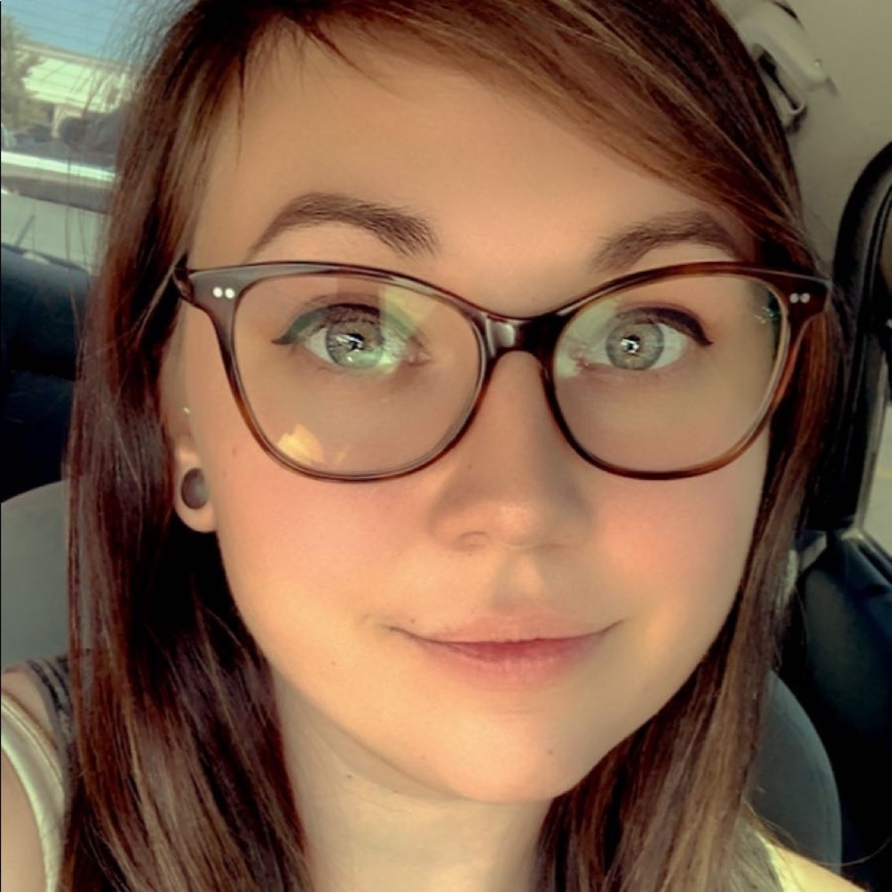 Meet your Posher, Sarah